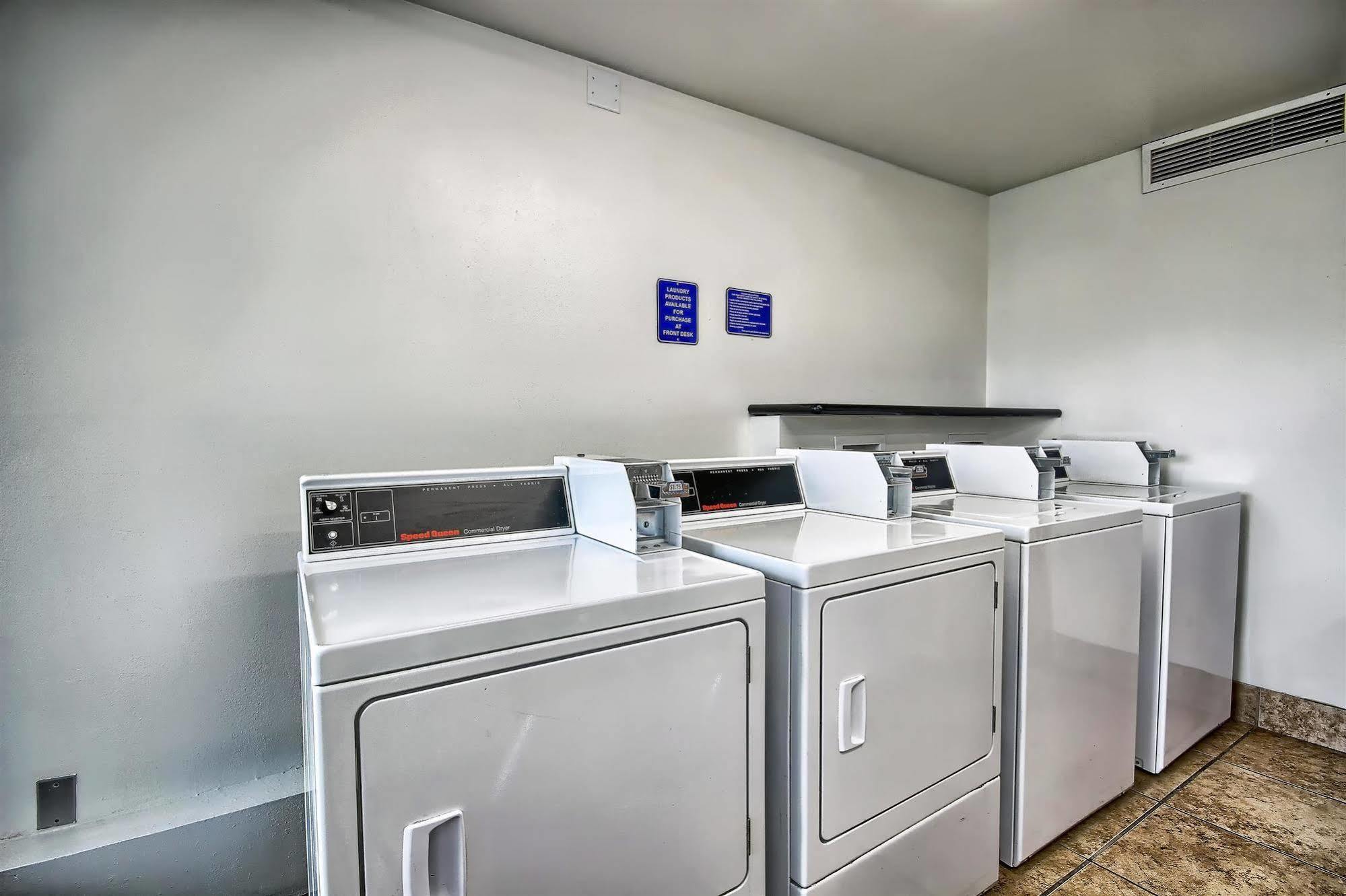 Motel 6-Columbus, Oh - West المظهر الخارجي الصورة