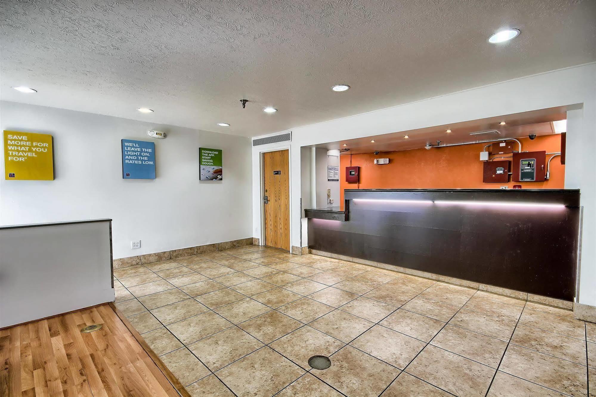 Motel 6-Columbus, Oh - West المظهر الخارجي الصورة