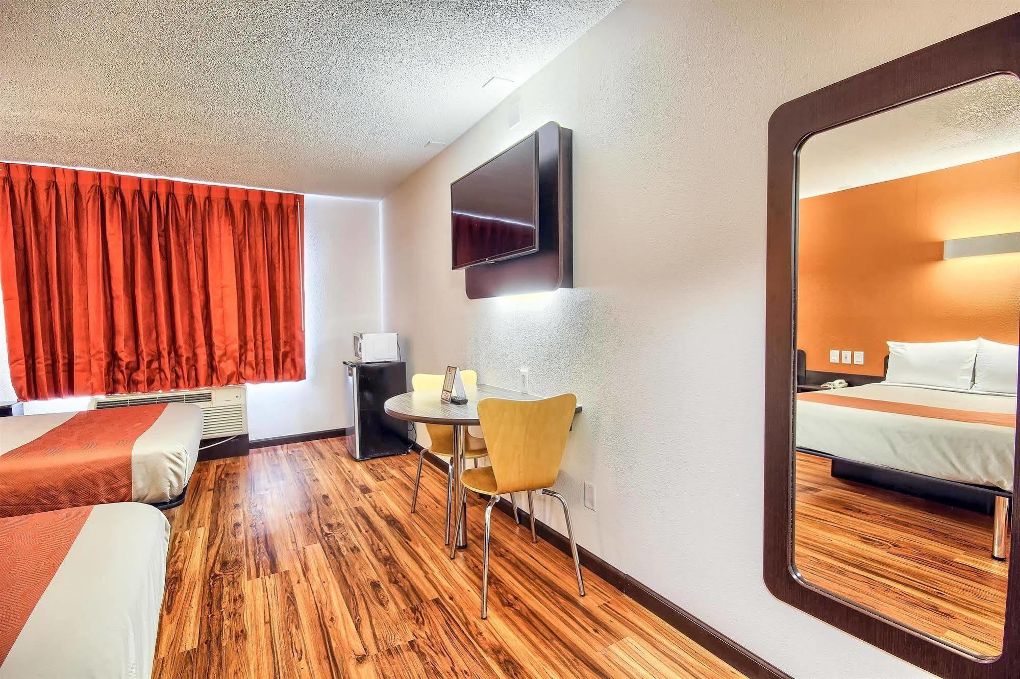 Motel 6-Columbus, Oh - West المظهر الخارجي الصورة